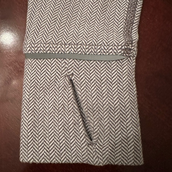 Lululemon Pullover - Excellent Used Condition - Picture 6 of 7